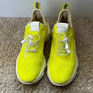 Steve Madden Myles Shoe